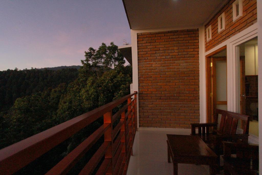 Hotel Bali Bening Munduk Zewnętrze zdjęcie